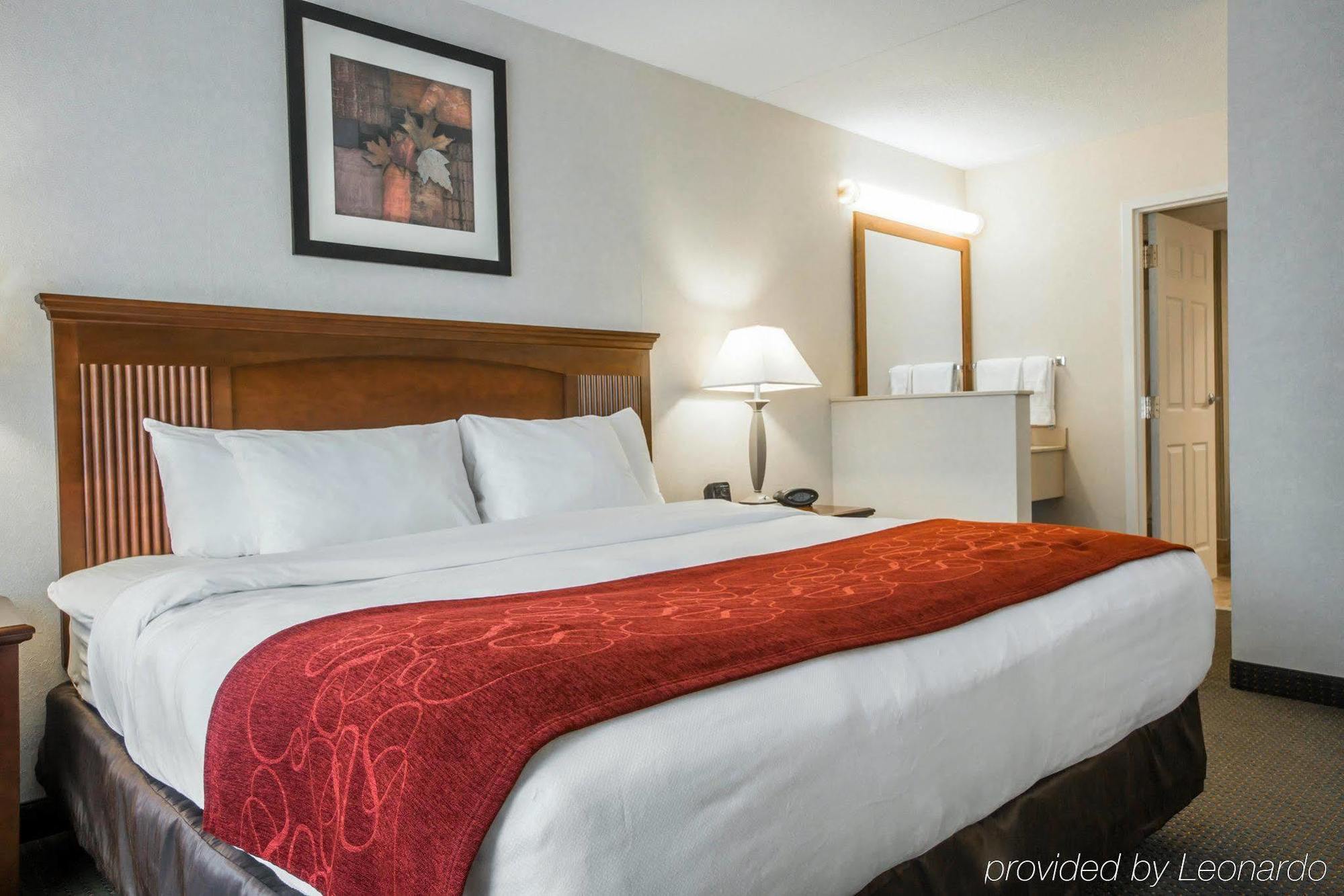 Comfort Suites South Burlington Near University Exterior foto