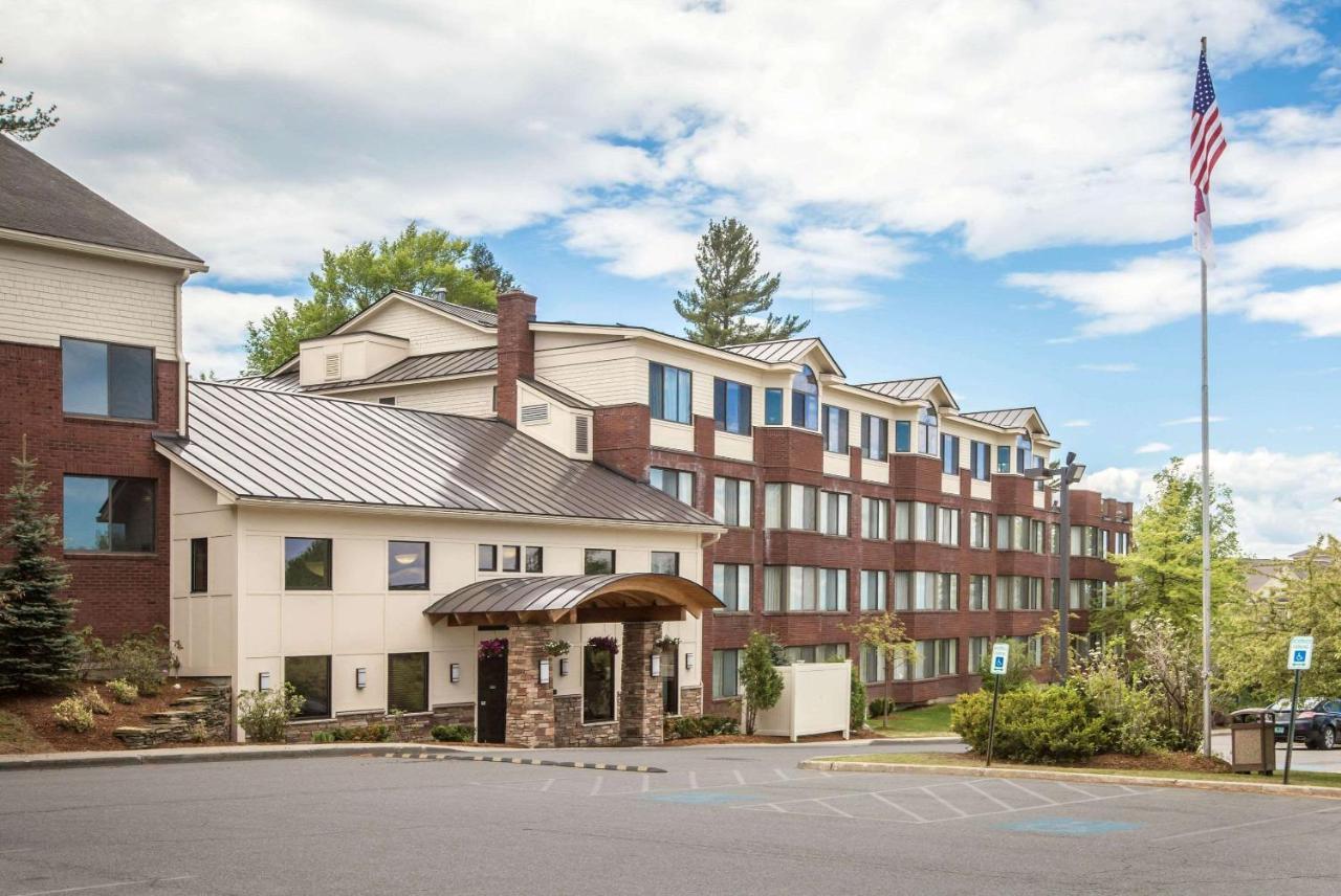 Comfort Suites South Burlington Near University Exterior foto