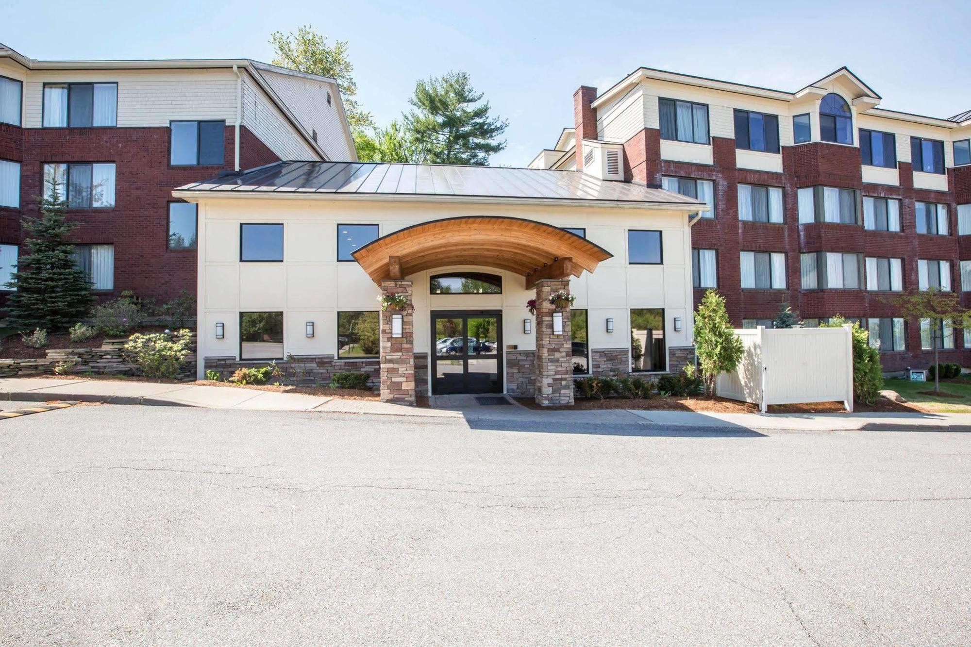Comfort Suites South Burlington Near University Exterior foto