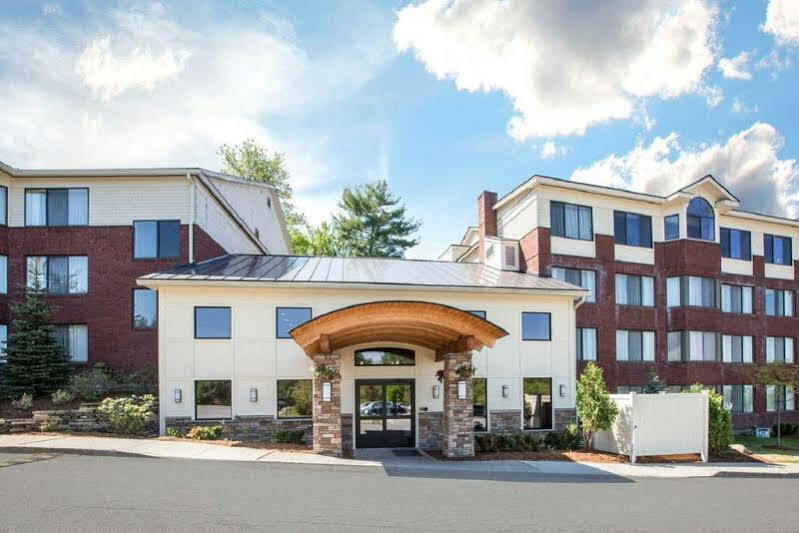 Comfort Suites South Burlington Near University Exterior foto